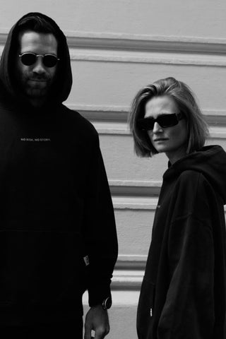 NO RISK, NO STORY HOODIE