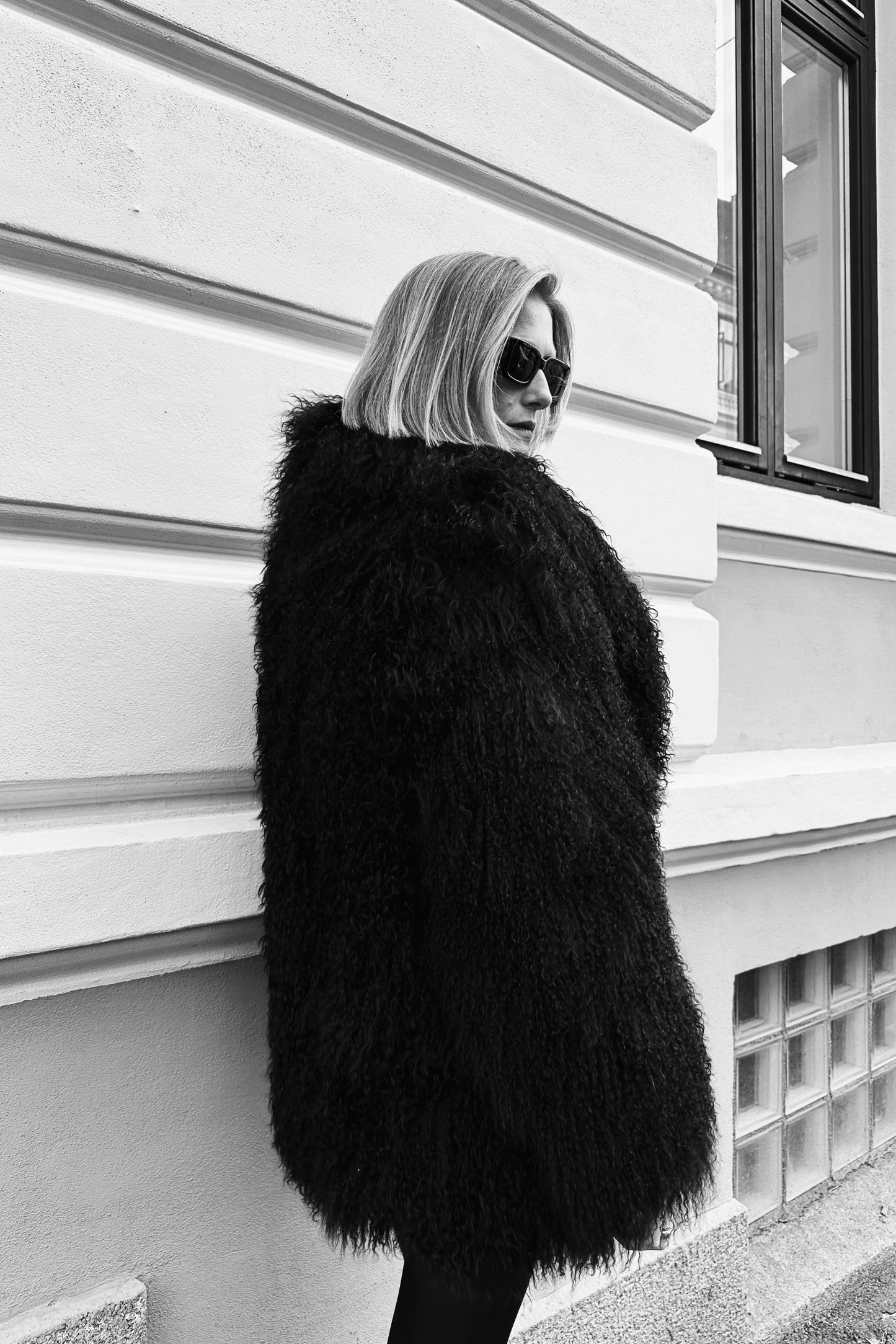 ABBEY JACKET