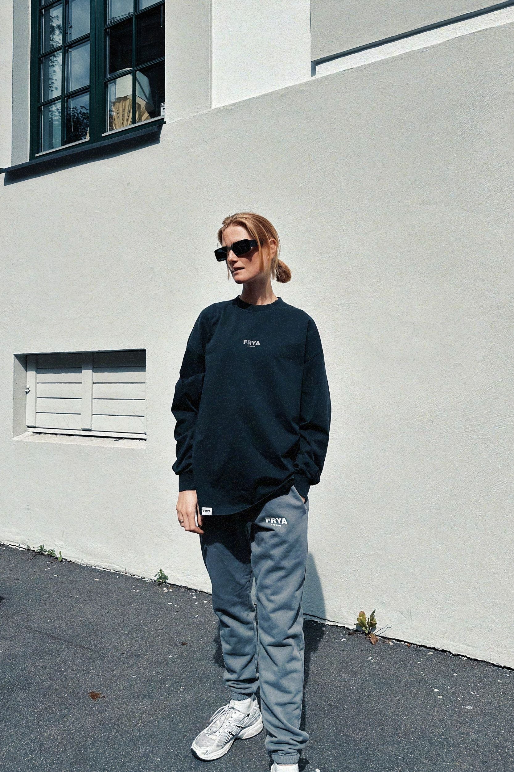 Grey organic cotton sweatshirt and sweatpants off duty model unisex by FRYA Studios